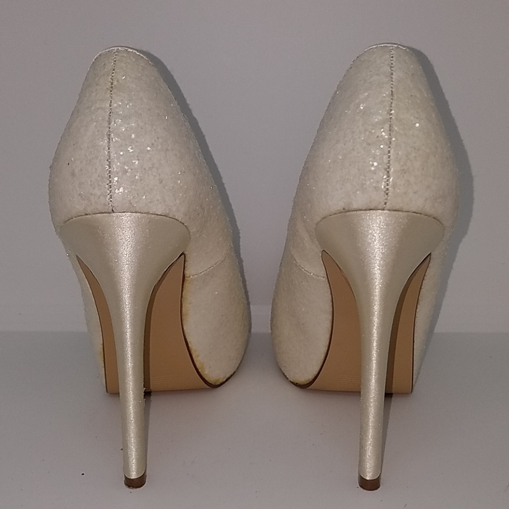 High heels - Picture 3 of 5
